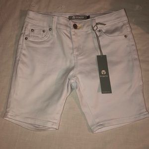 Tractr shorts